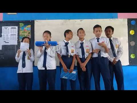 Musikalisasi Puisi Laskar Pelangi