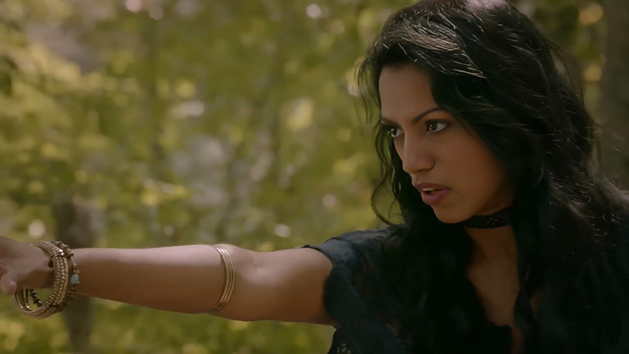 Ivy Decuir: Powers & Fight Scenes | The Originals