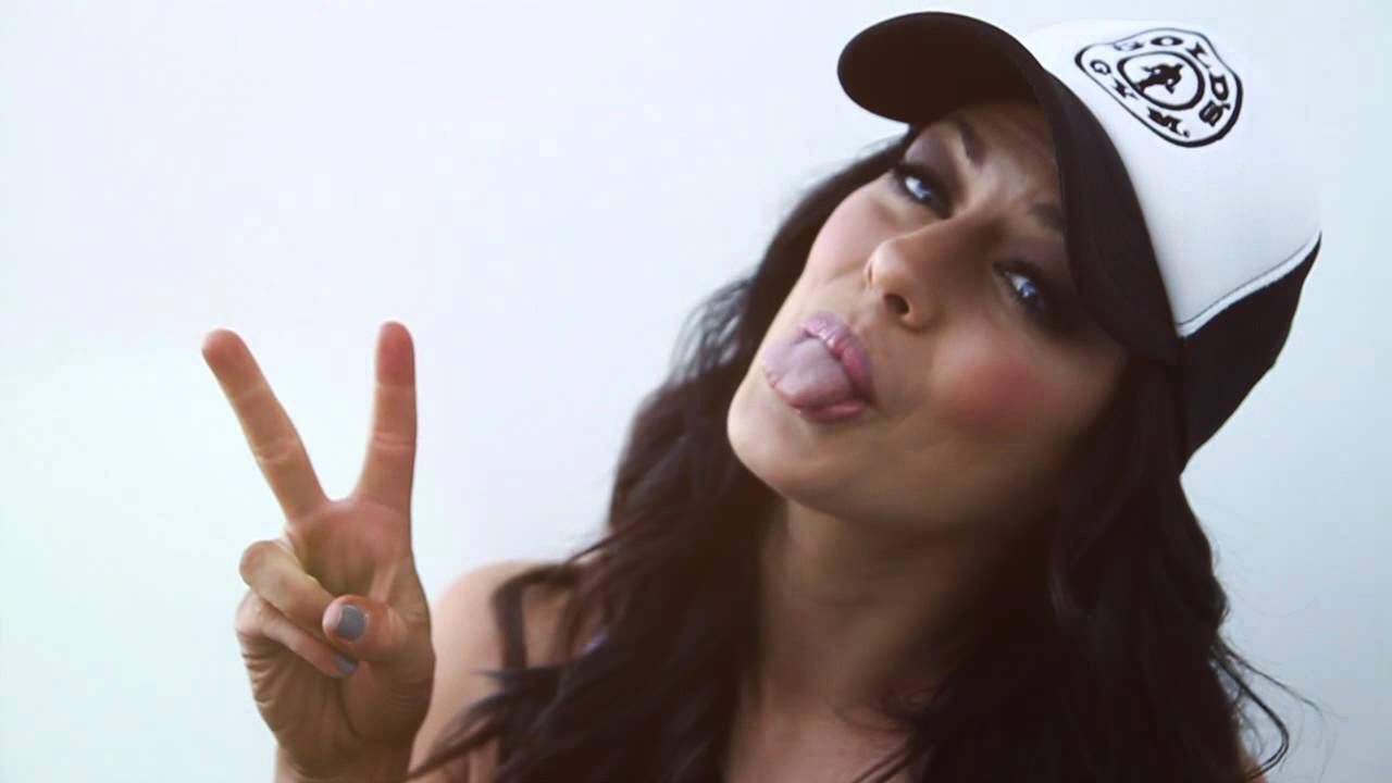 Gold's Gym Australia Behind The Scenes Photoshoot with National Ambassador Jenna Douros