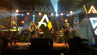 LADABAND - AKU BUKAN MILIKMU LAGI (LIVE BOGOR)