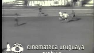 Pelé tenacity power-Pelé one running train son of the wind