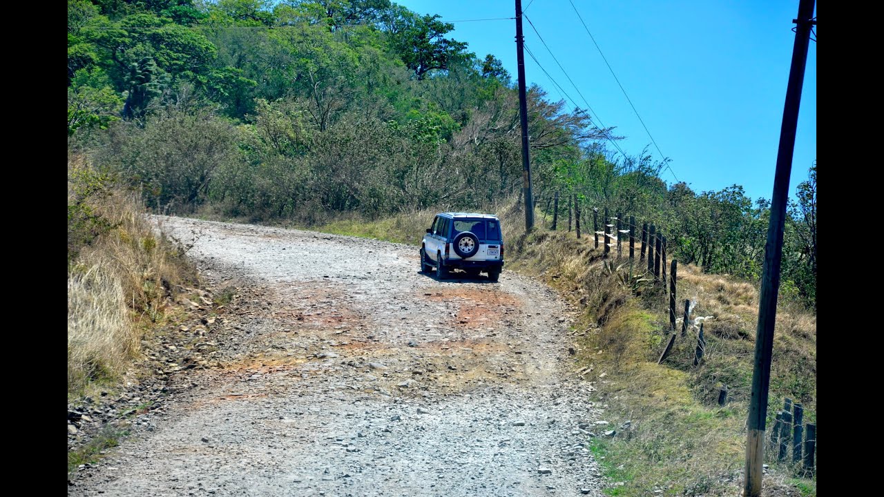 A bumpy drive to Monteverde