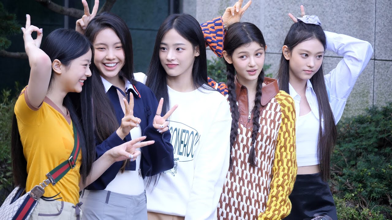 220812 뉴진스 (NewJeans) 뮤직뱅크 (Music Bank) 출근길  4K Cam