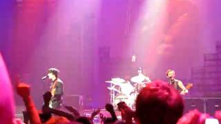 20090818 076 Green Day Welcome to Paradise