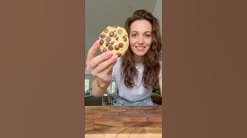 I can’t stop making these 6 Ingredient Almond Flour Chocolate Chip Cookies #shorts