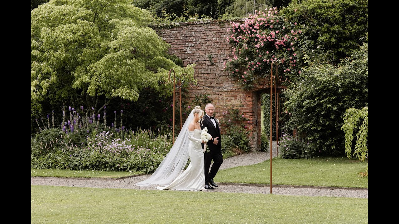 Carla & Jamie's Ballyscullion Park Wedding