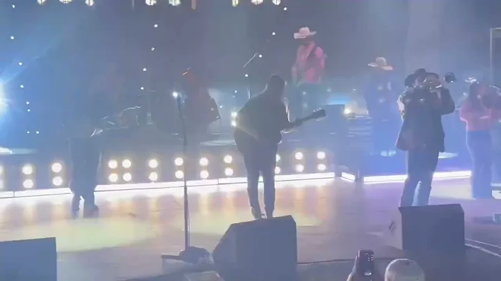 Zach Bryan.  Red Rock 2025. Quitin Time