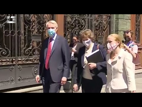 გავლენიანი სენატორების ვიზიტი თბილისში და შეხვედრებით დატვირთული დღე