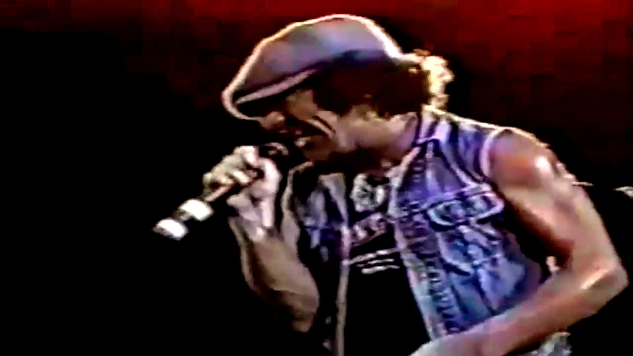 AC/DC - Have A Drink On Me (Rock In Rio - January 15, 1985) - YouTube