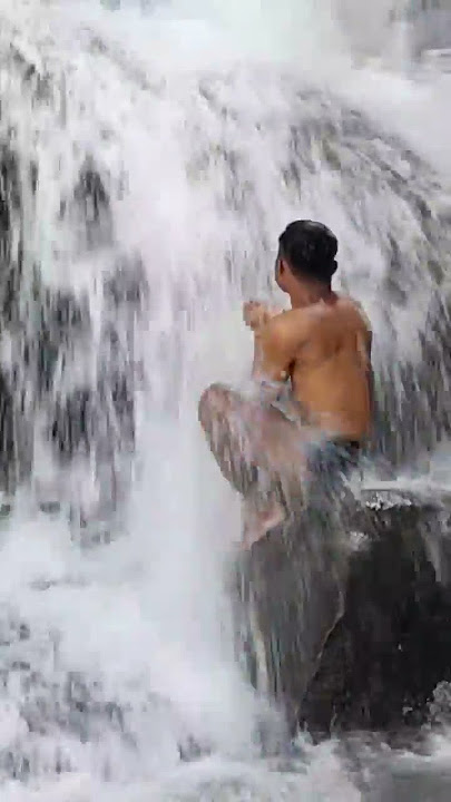 An*nya Abang kuli Kedinginan