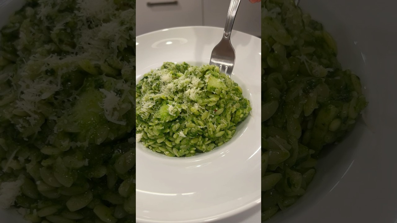 Рисини с кальмаром и зеленым соусом    * Risini with squid and green sauce