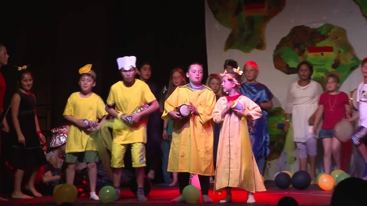 Schüler machen Theater: Tausend Farben hat die Welt