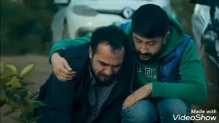 Savaş Ci̇onun Mezarinda Ağliyor Yapayalniz Kaldim Sifirbi̇r