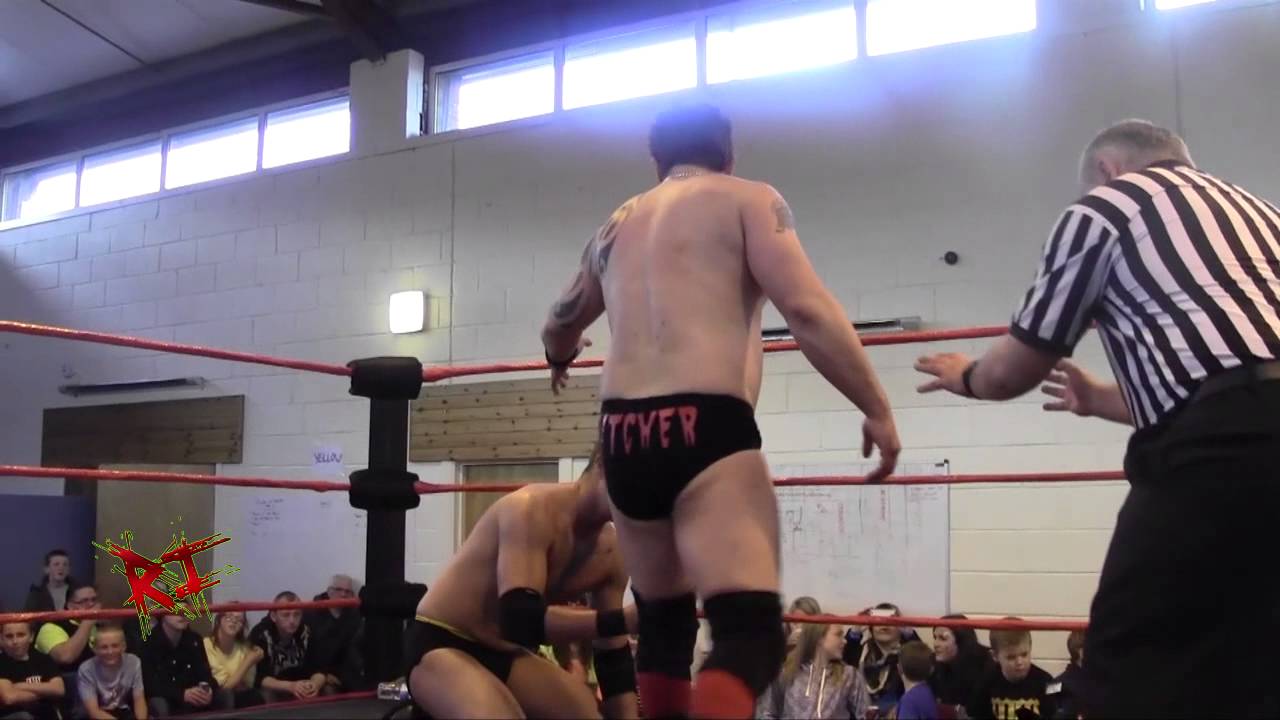 Reckless Intent - Scott Renwick v Michael Chase - Taking Over 2015