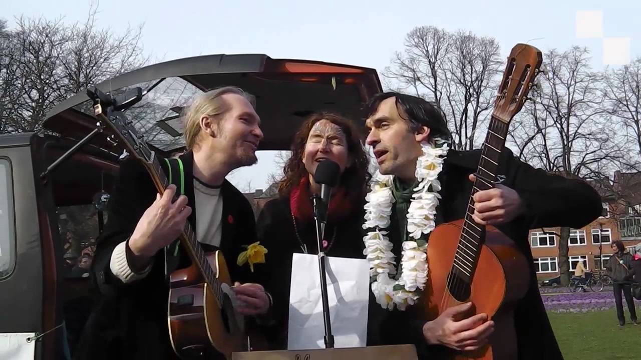 Möbel is Over - YouTube