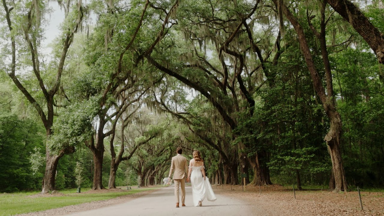 Intimate Destination Wedding in Savannah, Georgia | Ellyn + Nick