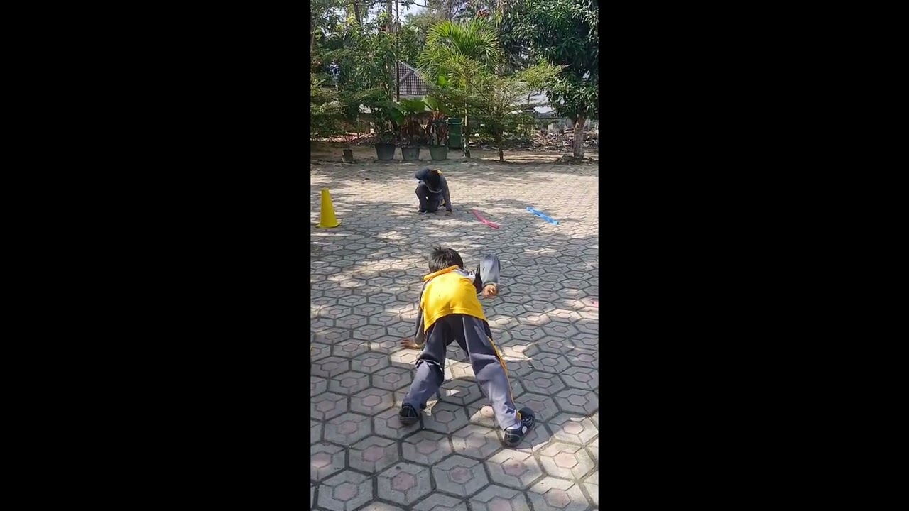 Aktivitas kebugaran jasmani latihan kekuatan otot tangan & kaki,PJOK Fase A.