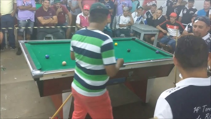 Baianinho de Mauá X Fabióla, final do torneio de sinuca de São