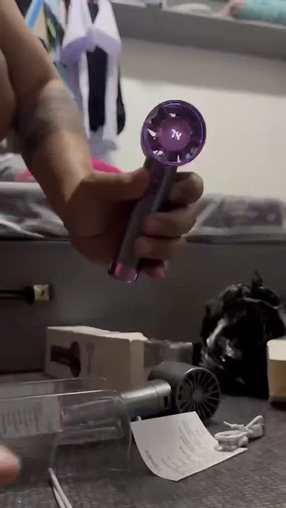 8000MAH Bladeless Handheld Small Fan Portable High Speed https://vt.tiktok.com/ZSByD7T8H/