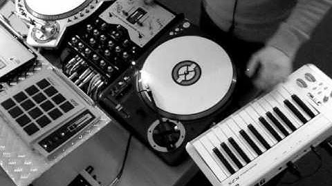 Small Compose Session with Vestax PDX3000 MIDI Turntable