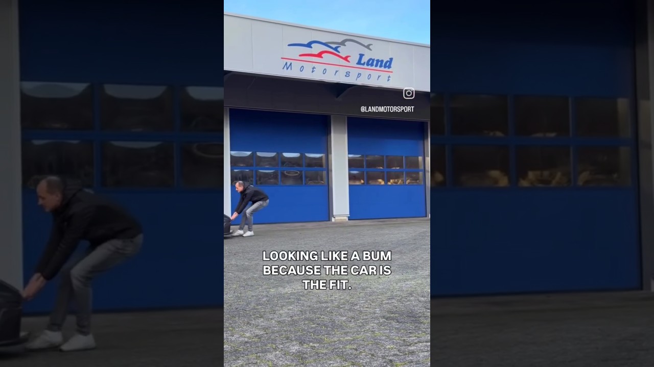 LandMotorsport with their Porsche 911GT3R for the DTM 2026 season 😍