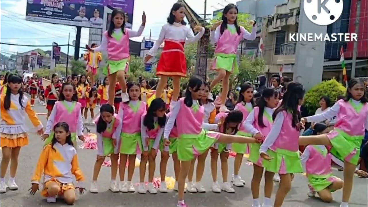 LUAR BIASA KEREN, FORMASI DRUMBAND SMP RAMA TALPEN, RANTEPAO