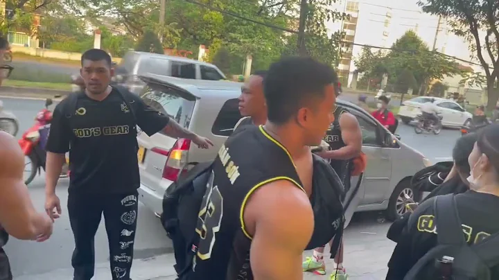 Hôm nay mái ấm hoa hồng có nhiều trai đẹp quá trời lươn