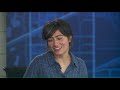 SNL's Melissa Villaseñor's amazing celebrity impressions of J. Lo, more