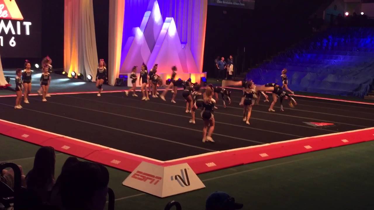 Fame level 1 youth - 3rd place at Summit 2016