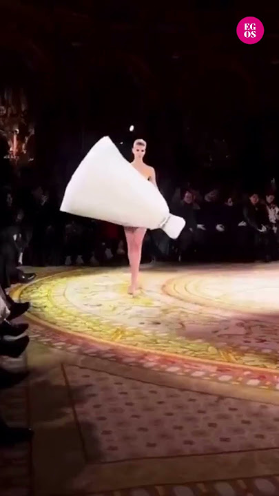 El viral desfile de Alta Costura en La Semana de la Moda en Paris