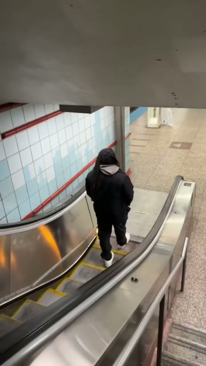 They caught prvnci just vibing spamming some steps he said extra motion Twinn