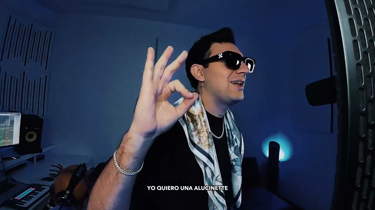 Watch D-Sides - Alucinett3 [Official Video] on YouTube