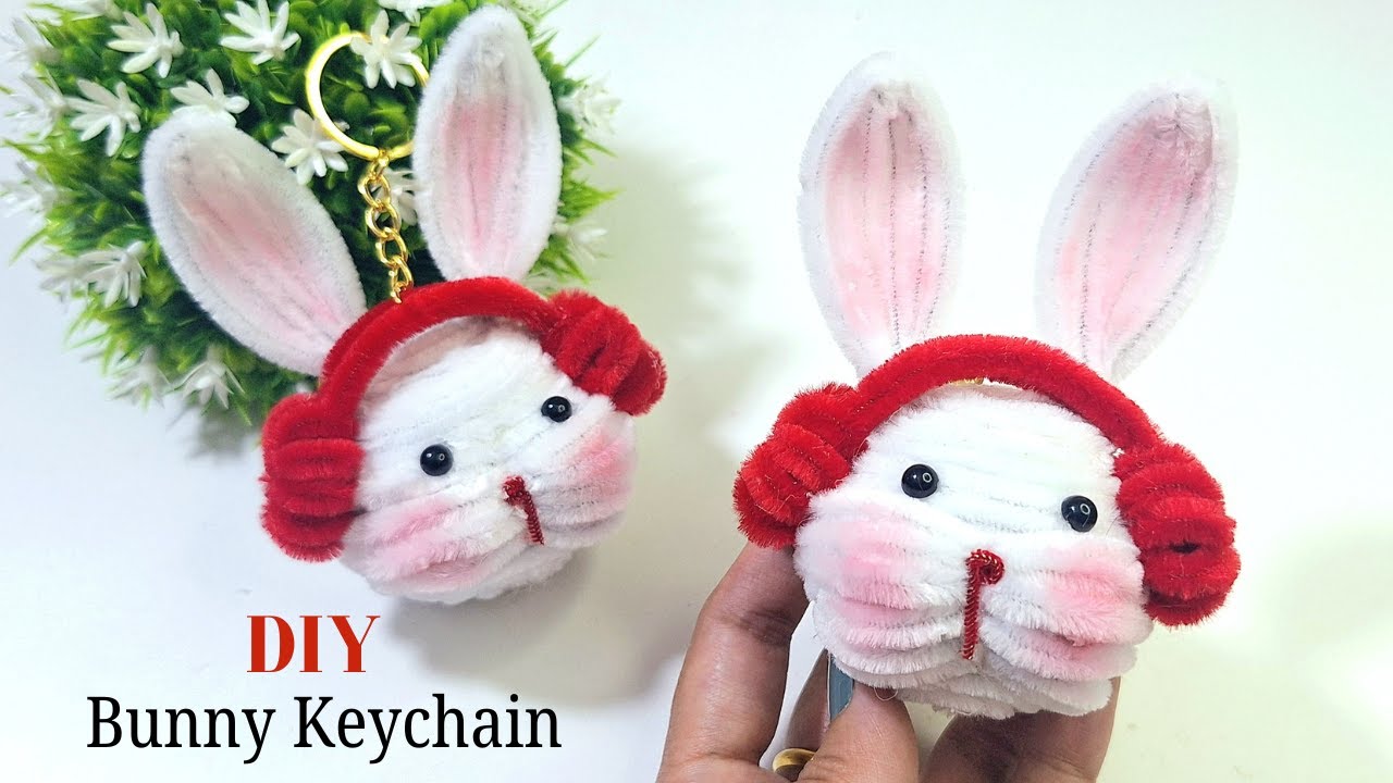 Pipe Cleaners Keychain Rabbit How to Make DIY Pipe Cleaner Bunny Keychain with Earmuffs | Cute ...