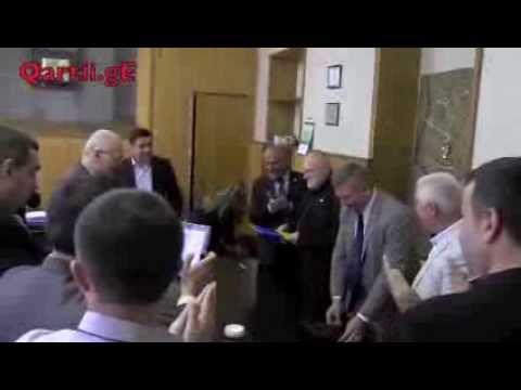 ამაღელვებელი დაძმობილება გორის ,,რაიხსტაგში\"