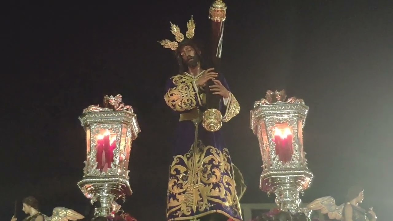 La Hermandad de Pasión de Dos Hermanas por la Carrera Oficial.