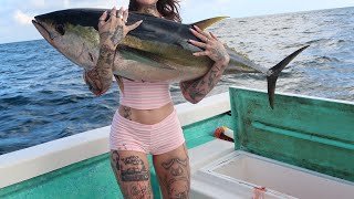 TUNA GALORE!!! Catching HOGS and EATING THEM!!!!!