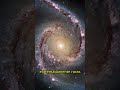 La materia oscura y sus raras distorsiones en la luz galáctica