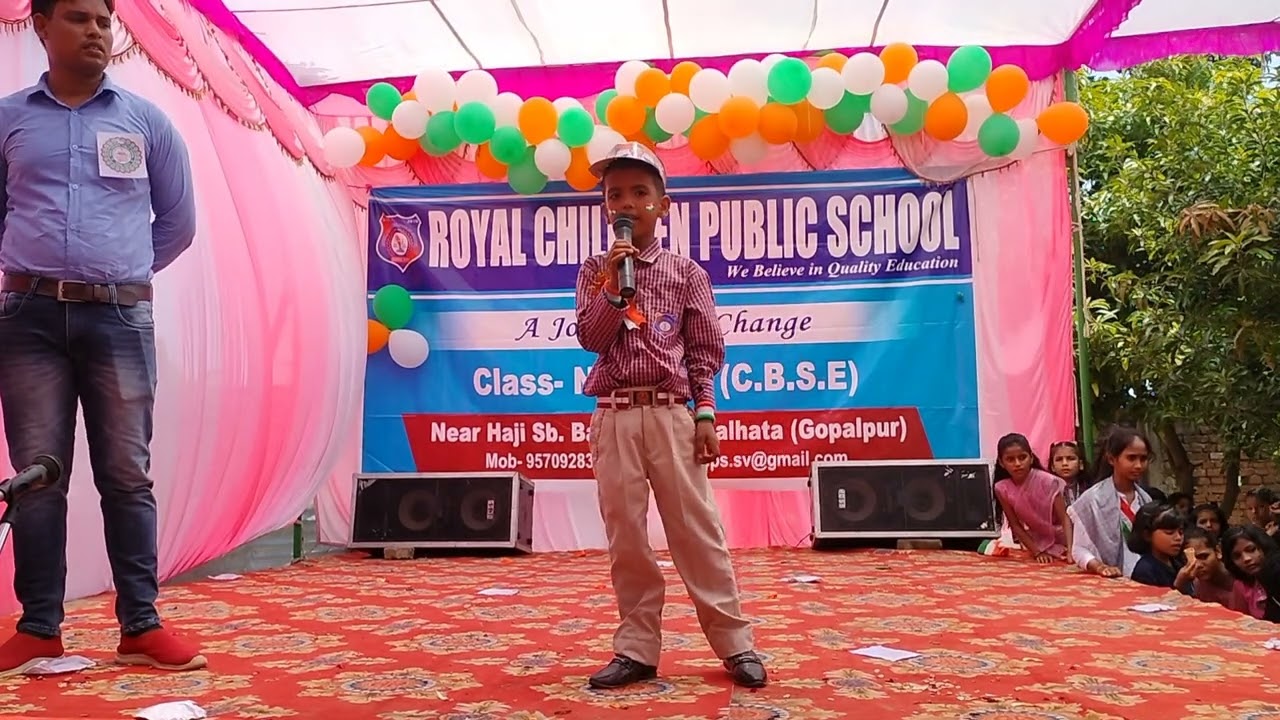 UKG student on 15 August Independence day @ Royal Children Public School, Teri mitti me mil jawa.