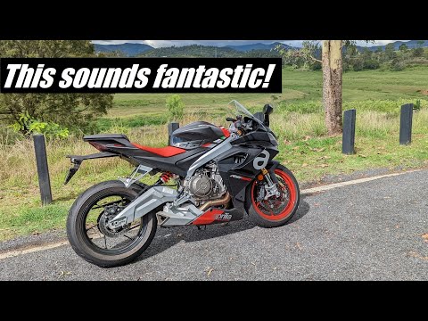 Aprilia RS 660 Sound, Flyby & Walk Around