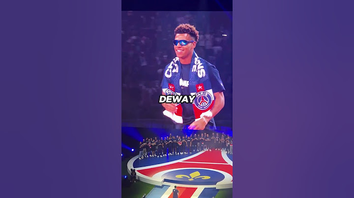 PSG players threw the president in the air after getting the huge UCL bonus. 🤣😭
