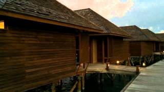 Water Bungalow with Jacuzzi Veligandu Island Resort &amp;Spa