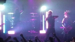 Powerman 5000 - Bombshell - Live
