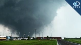 how are tornadoes formed?