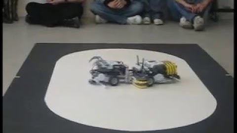 LEGO Robots fight competition (NXT Mindstorm)