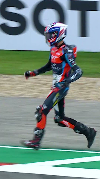 Ortola picks up the wrong bike! ❌ 🏍️ 😅 | 2024 #AmericasGP