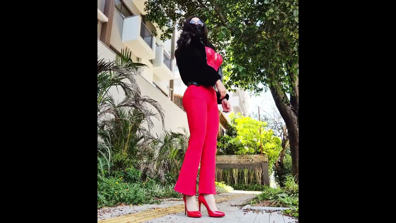 Crossdresser Ana - Going outdoor day 122