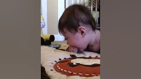 Munchin and talkin