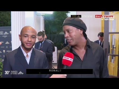 Foot - Trophées UNFP : Ronaldinho : « Très heureux de participer à cette cérémonie »