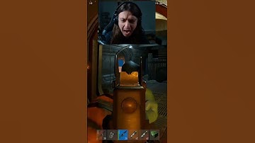 rust has turned into a horror game...