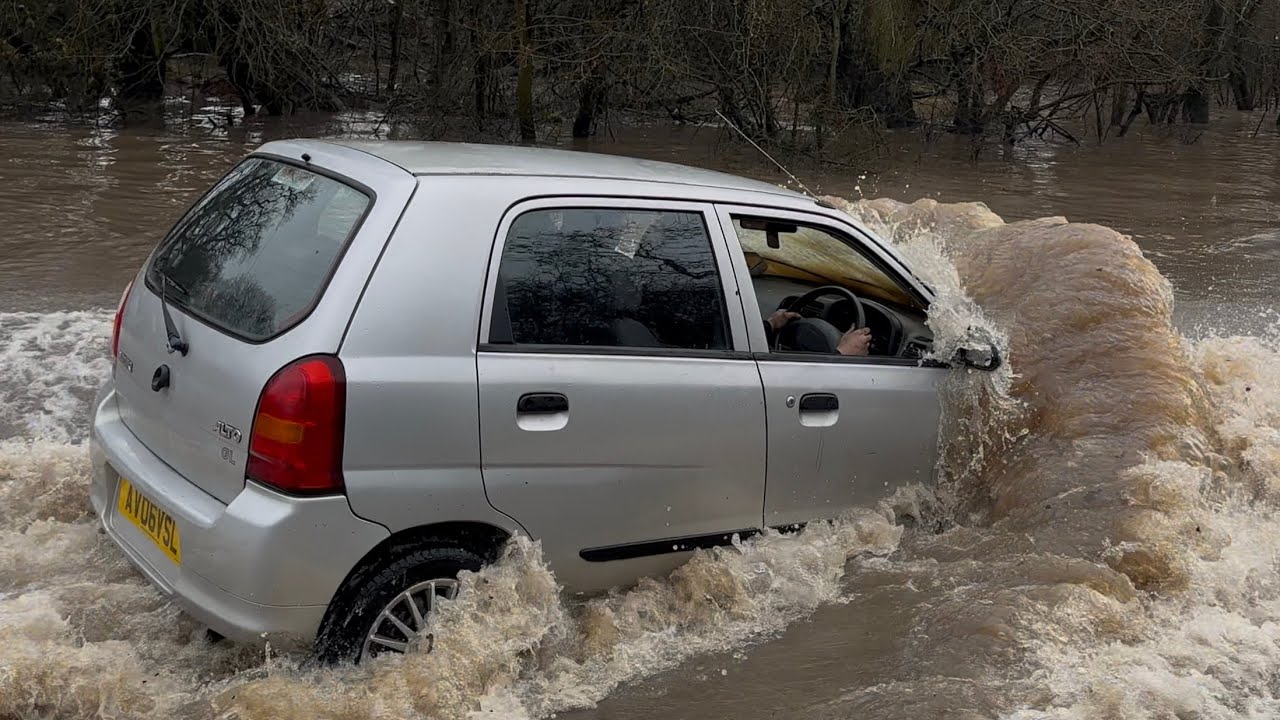 Submarine Suzuki & More New Fails!! | West Midlands Flooding | Vehicles vs Floods compilation | #214